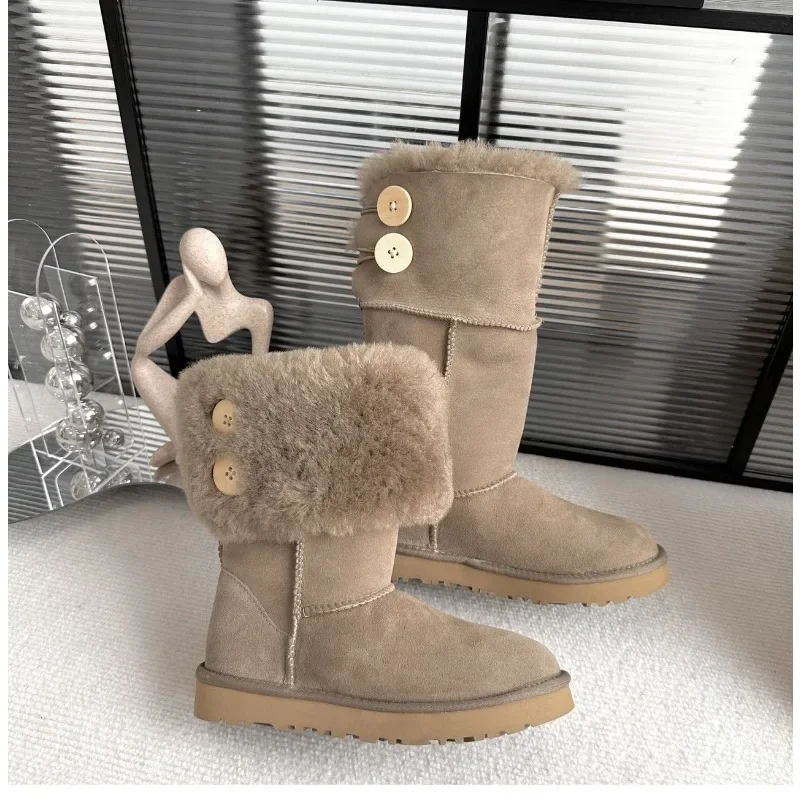 Ethnic Fashion Online - Hakiki deri ve yünden yapılmış, özel